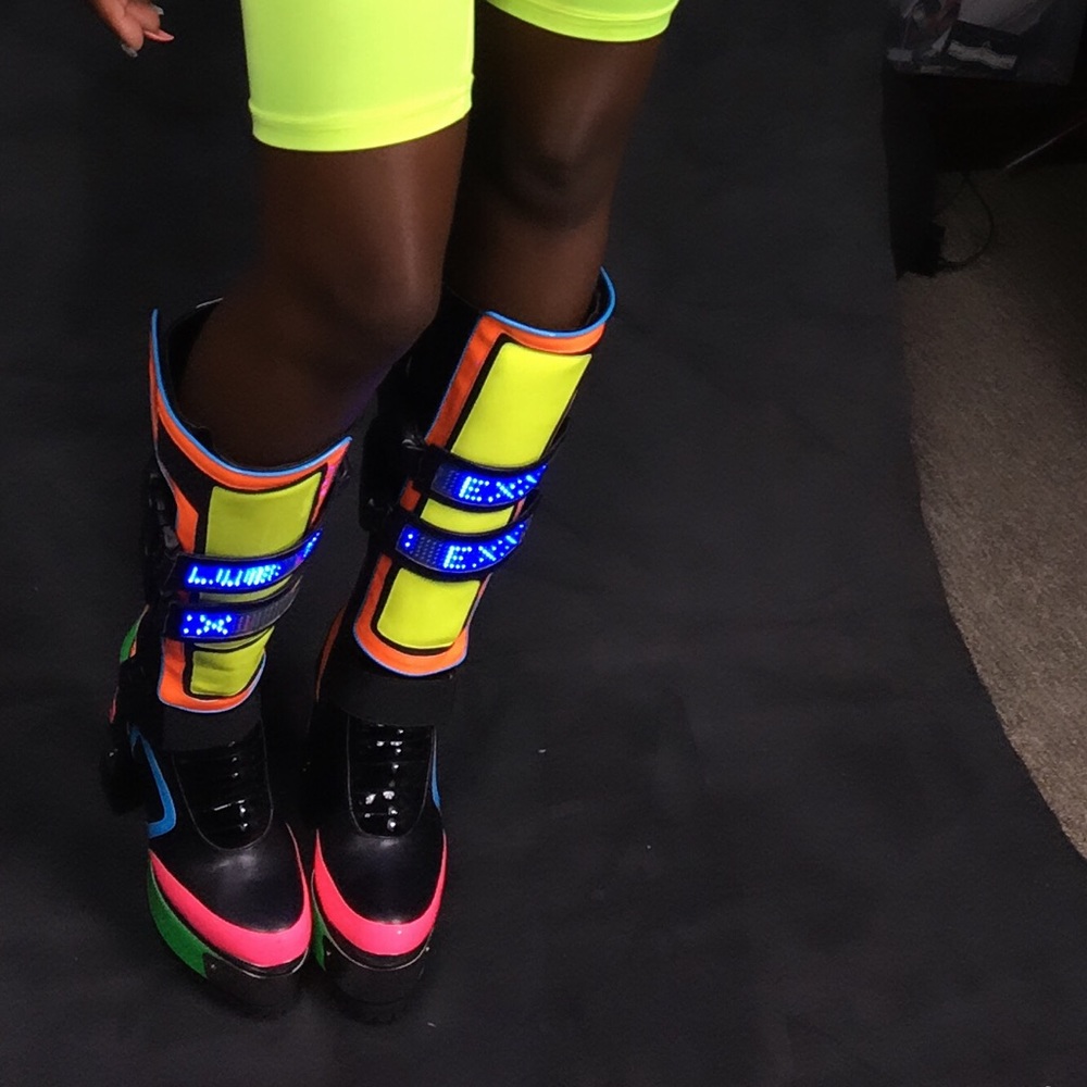 Raw club exx woman shoes